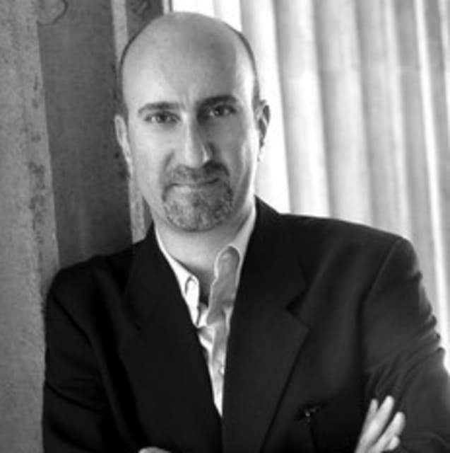 Bidragsyter Raymond Khoury