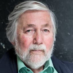 Bidragsyter Tor Åge Bringsværd