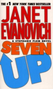 Seven up av Janet Evanovich (Heftet)